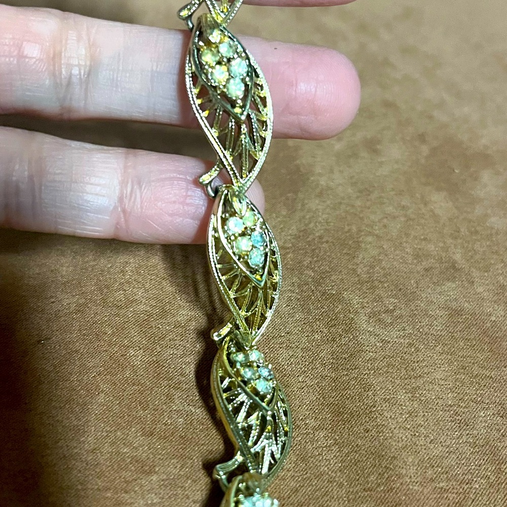 Vintage authentic art deco gold (1/20 12 KTGF) bracelet diamond-like stones.